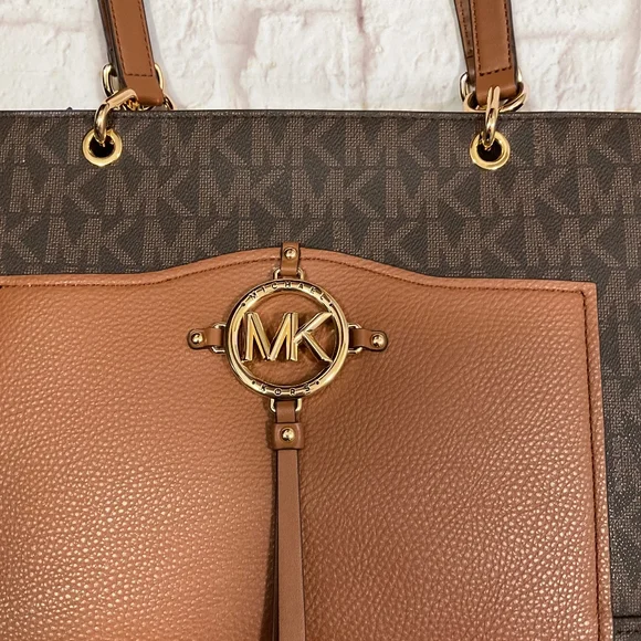 LAST 1❗️MICHAEL KORS Amy Large Tote In Brown/Luggage Color Retails $358 - Picture 4 of 12